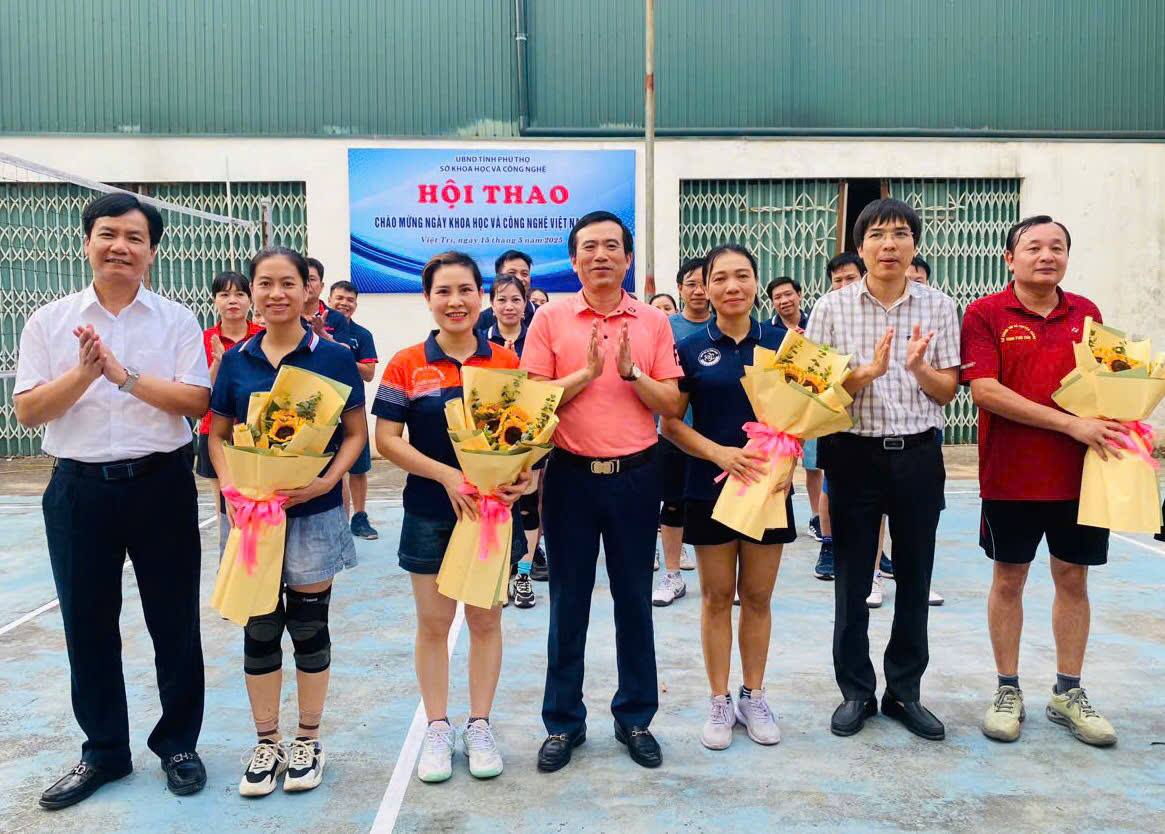 Ngày KHCN VN 18.5